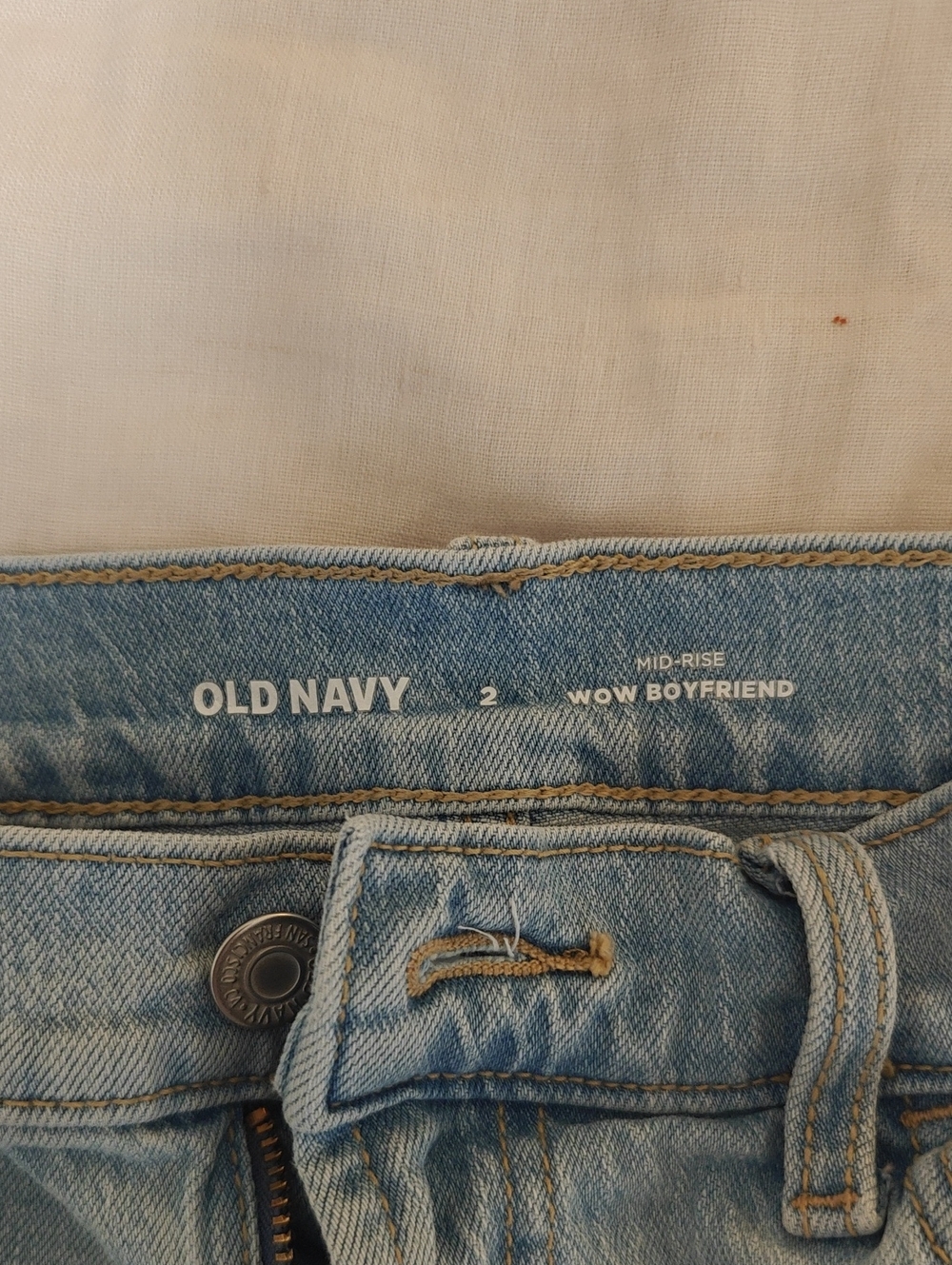 Old Navy Light Blue Mid-Rise WOW Boyfriend Jeans